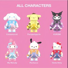 MEGA SPACE MOLLY 400% Hello Kitty and Friends Series 100% Authentic picture