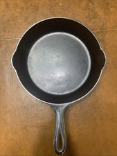 Griswold No. 6 699 K Erie PA Cast Iron skillet. picture