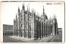 Milano - La Cattedrale (Cathedral) VTG Postcard CG5. picture