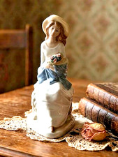 Vintage Mirmasu Spain Porcelain Figurine Girl with Flower Basket 10