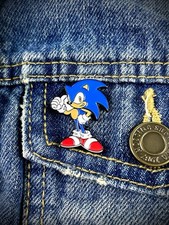 Sonic the Hedgehog 1.5 Inch Enamel Pin  picture