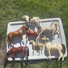 Lot Of 7 Vintage Hartland Plastic Toy Horses Collection picture