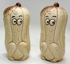 VTG 1960s Anthropomorphic Salt & Pepper Ceramic “Surprised Cucumbers” Japan 4.5” picture