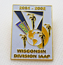 IAAP Wisconsin Division Pin 2001-2002 Administrative Professionals Lapel Vintage picture