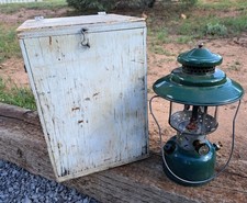 Vintage 1955 Coleman Lantern W/Box Good Condition See Photos picture
