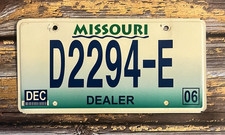 2008 Missouri DEALER License Plate D2294-E picture