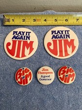 VINTAGE ILLINOIS GOVERNOR JIM THOMPSON POLITICAL PINBACK BUTTONS LOT picture