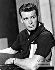 ACTOR JAMES GARNER - 8X10 PUBLICITY PHOTO (MW-703) picture