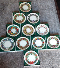 Lenox Colonial Christmas Wreath Series STATES Set Of 11 Plates Made in USA picture