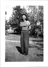 Big Boob Hot Woman Perky Breasts Snapshot Risqué Americana 1940s Vintage Photo picture