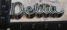 OLDSMOBILE DELTA 88 / 99 CIRCA '67 FRONT FENDER EMBLEM 399693 {6941} picture
