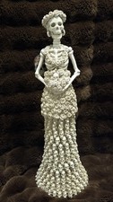 BEAUTIFUL 24 Inch Day Of The Dead Bride With All Skulls And Roses Statue picture