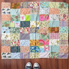 Vintage Handmade Patchwork Baby Quilt Feedsack Floral Scrap Quilt picture