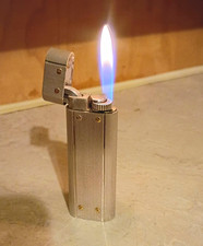 Cartier Santos Swiss Made Working lighter  picture