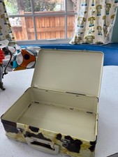 Vintage Howdy Buckaroo Metal Lunch Box Western Cowgirl Rodeo Art Cow Print picture
