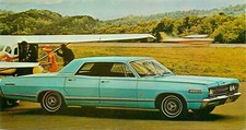 ANTIQUE AUTO, 1967 MERCURY PARK LANE, VINTAGE POSTCARD (U210) picture