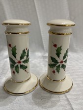 Lenox Holiday Archive Salt and Pepper Shakers 4 in Holly Berry Design Christmas picture
