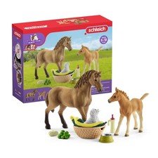 Schleich Horse Club - Caring For Baby Animals Playset - Kids 5+ 42432 picture
