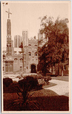 England London Tower London Historic Courtyard Chapel Cross c1905 Postcard picture
