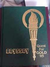VTG 1984 - 1985 Summerville SC Intermediate Jr High School YEARBOOK BOOK ANNUAL picture