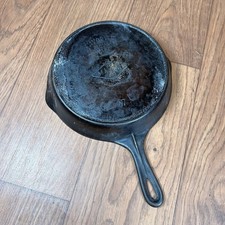RARE Favorite Piqua Ware #7 Miami Diamond Cast Iron Skillet Pan Sits FLAT picture