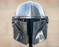 Hasbro Star Wars The Black Series The Mandalorian Premium Helmet picture