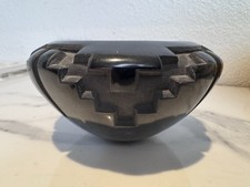 Effie Garcia, Santa Clara Pueblo Pottery picture
