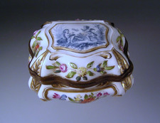 19th c Antique Edme Samson Manner of Meissen Porcelain Pill Snuff Box picture