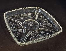 Vintage Unsigned Clear Glass Trinket Dish, Embossed Daisy Motif w/Scalloped Edge picture