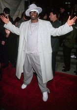 Sean Puffy Combs at the VH1 Vogue Fashion Awards at the Armory Old Photo picture