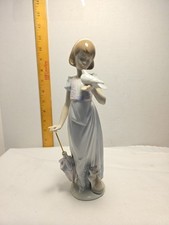 Lladro #7611 Summer Stroll - Girl With Cat & Umbrella - Limited Edition picture