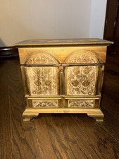 Vintage French Provincial Music And Jewlery Box Gold With Roses picture