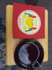 PFALTZGRAFF PENNSYLVANIA DUTCH PIE PLATE BURGUNDY GLAZE BAKER W/ORIGINAL BOX picture