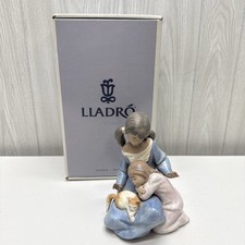 Lladro 12261 Little Sister Retired Mint Condition w/ Box picture