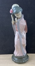 Lladro 4990 Chrysanthemum Timid Japanese Geisha Figurine No Damage Retired picture