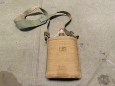 ORIGINAL WWII BRITISH CANADIAN P1937 P37 INFANTRY CANTEEN, CARRIER & STRAP picture