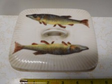 Vintage MMV Co. West Germany Hand-Painted Porcelain Box w/Lid & Odd Insert Piece picture