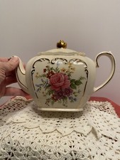 VTG Sadler England Cube Teapot #2097 Filigree Roses 1937-1950 Gold Trim English picture