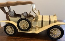 VINTAGE 1976 JIM BEAM 1909 THOMAS FLYER FLYABOUT ANTIQUE CAR DECANTER picture