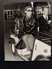 Jacqueline JACKIE Kennedy Onassis Vintage Rare Original Press Photo picture
