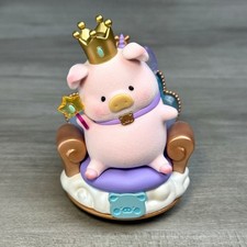 LuLu The Piggy Celebration Exclusive Version Figure - Little Princess Royalty picture