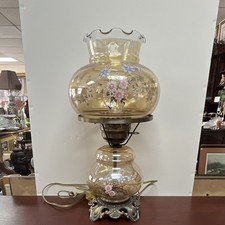 Gone with the Wind vintage 3-way double globe style hurricane lamp. Working picture