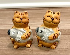 Vintage CKAO Smiling TIGER STRIPE Orange Tabby CAT w FISH Salt And Pepper Shaker picture