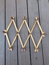 Vtg Wood Expandable Folding 10 Peg Wall Hanger Mug Coat Hat Accordion Rack MCM picture