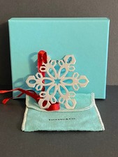 Tiffany & Co Sterling Silver Snowflake Star Center Ornament New Box Pouch Ribbon picture