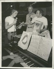 1975 Press Photo Walter, Otte Maximilian (director), Marty Marlowe (producer) picture