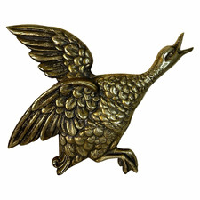 Vintage Large Brass Duck Plaque 11” x 10.5” has hoop to attach hanger picture