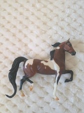 Breyer Bay Pinto Mare National Show Horse Traditional Series Model Horse RETIRED picture