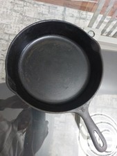 Wagner Ware 8 Cast Iron Skillet Made In The United States Of America USA Nice picture