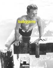 001 DOUGLAS FAIRBANKS JR IN BATHING SUIT BARECHESTED & WET BEEFCAKE PHOTO picture